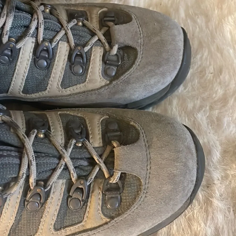 Asolo hiking boots 9.0 (5000E)